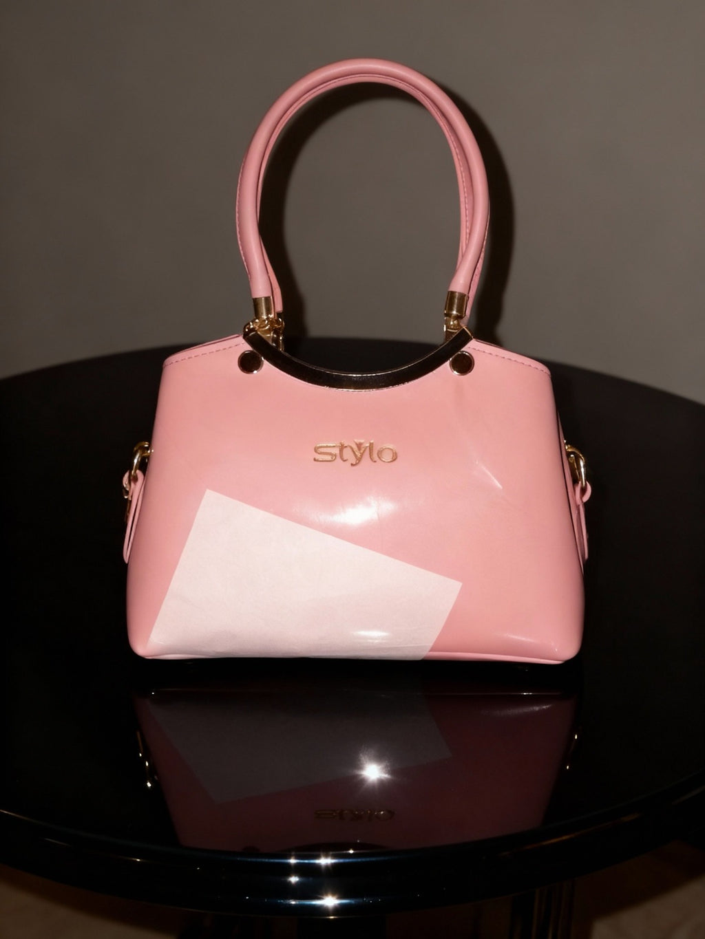 Stylo Luxury Glossy Handbag – Elegant & Chic Design